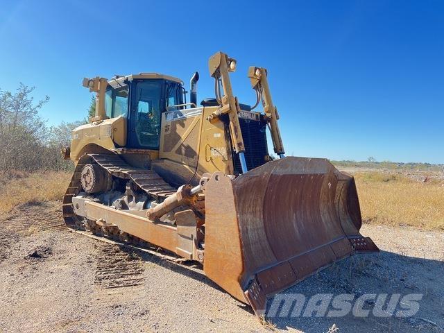 CAT D8T Dozers - Tratores rastos