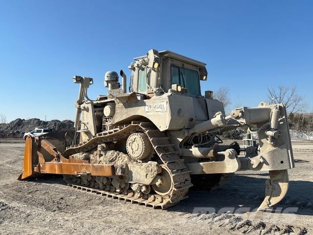 CAT D8T Dozers - Tratores rastos