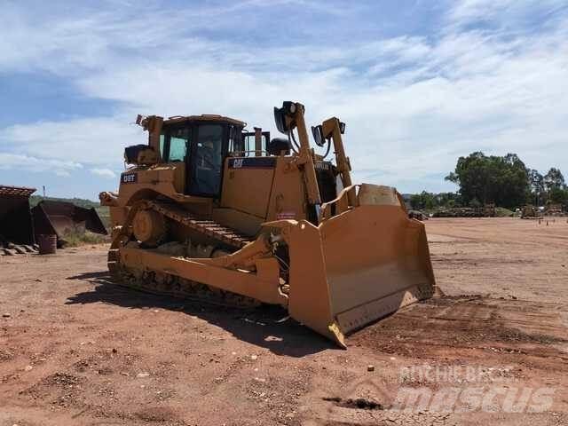 CAT D8T Dozers - Tratores rastos