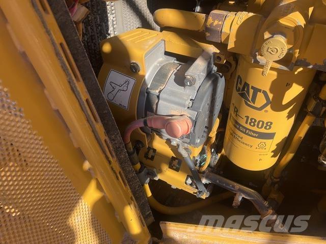 CAT D9T Dozers - Tratores rastos