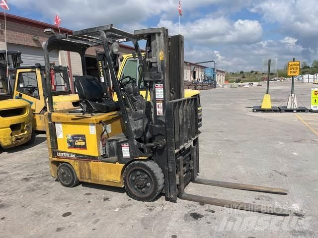 CAT EC25K Empilhadores eléctricos