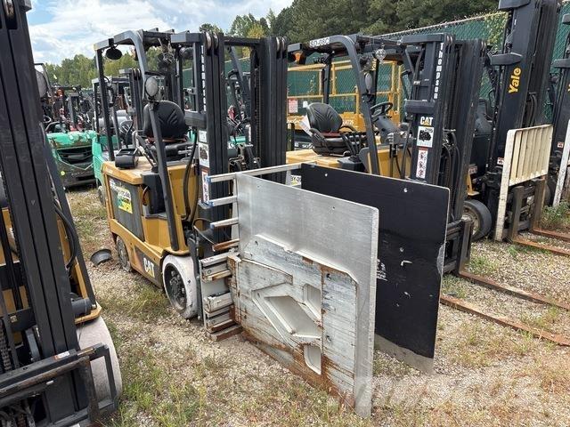 CAT EC25N2 Empilhadores eléctricos
