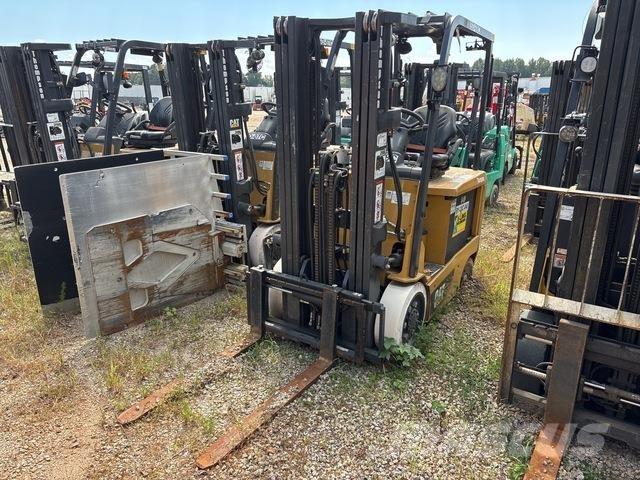 CAT EC25N2 Empilhadores eléctricos