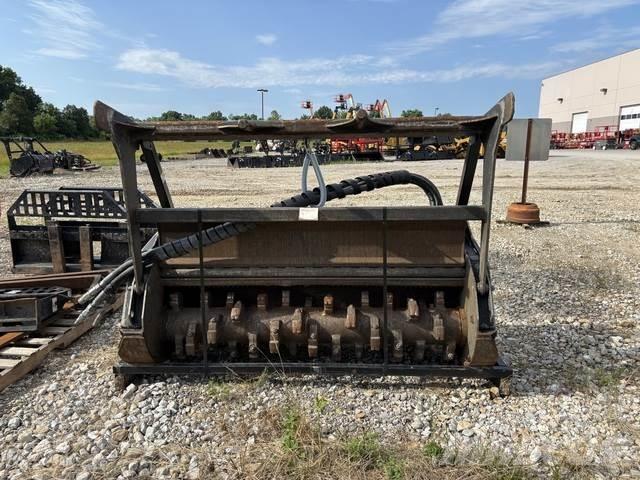CAT HM418C Trituradoras florestais