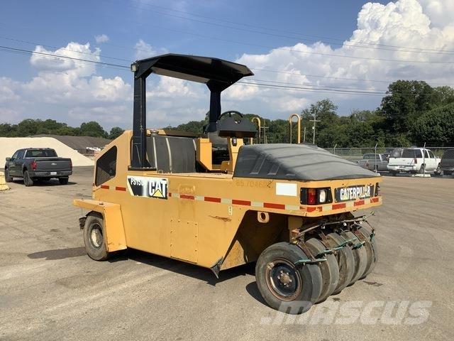 CAT PS-150C Cilindros Compactadores de pneus