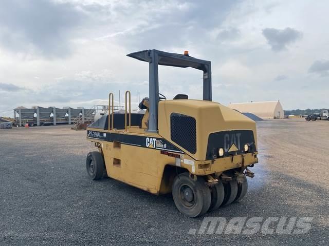 CAT PS-200B Cilindros Compactadores de pneus