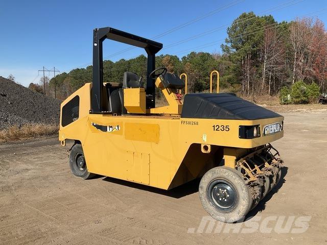CAT PS150 Cilindros Compactadores de pneus