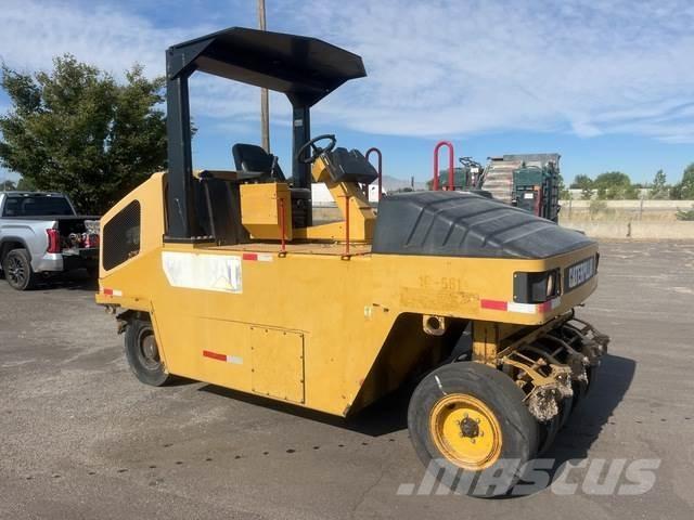 CAT PS150C Cilindros Compactadores de pneus