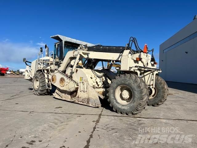 CAT RM500 Compactadores para terra