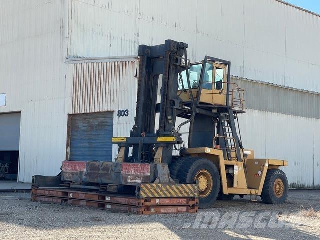 CAT V800 Manuseadores de contentores