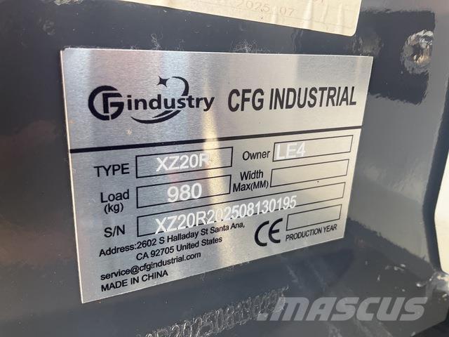CFG XZ20R Escavadoras de rastos