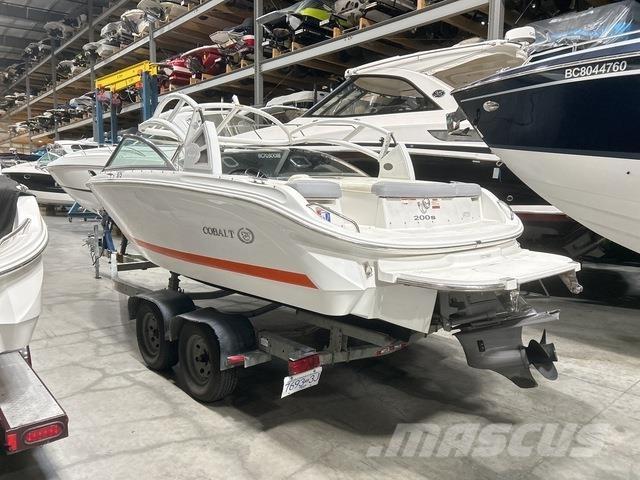  Cobalt 200S Batelões / barcaças e pontões