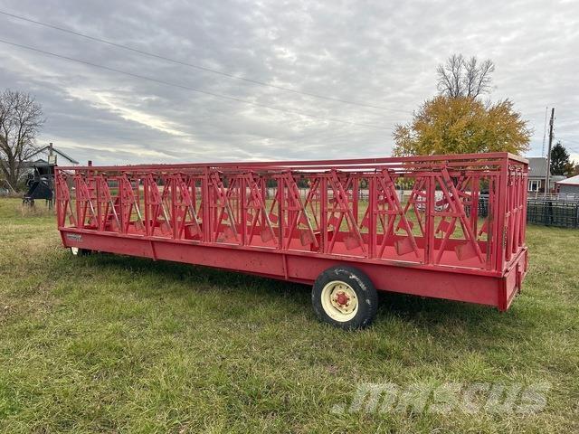  Creekbank Reboques forrageiros