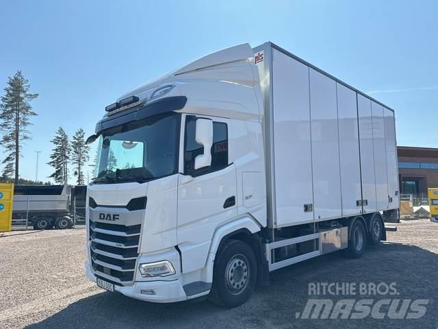 DAF XF 530 FAN Camiões de caixa fechada