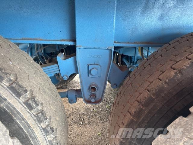  Debora Downs Reboques basculantes