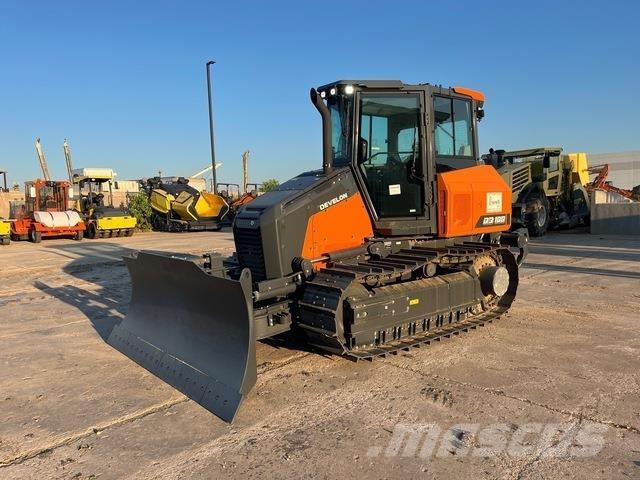 Develon DD100 Dozers - Tratores rastos