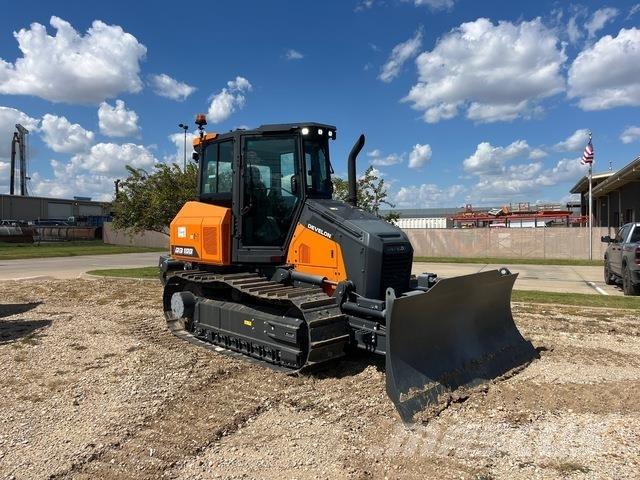Develon DD100 Dozers - Tratores rastos