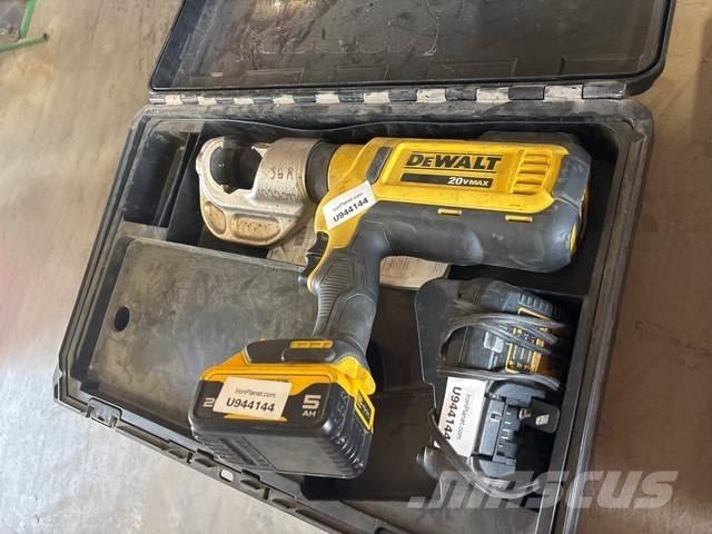 DeWalt DCE300 Construção - Outros
