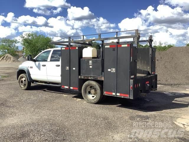 Dodge 5500 Pick up de caixa aberta