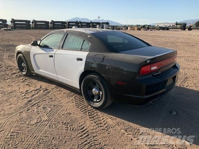 Dodge Charger Carros Ligeiros