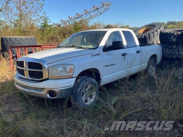 Dodge Ram 1500 Pick up de caixa aberta