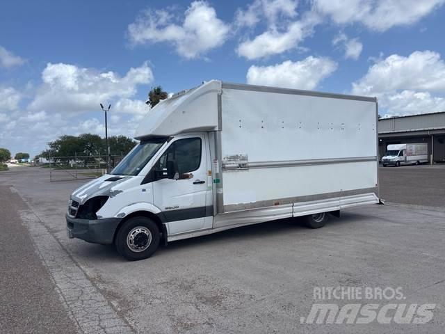 Dodge Sprinter Camiões de caixa fechada
