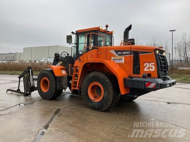 Doosan DL300-5 Pás carregadoras de rodas