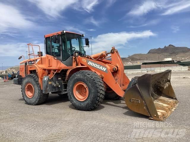 Doosan DL300-5 Pás carregadoras de rodas