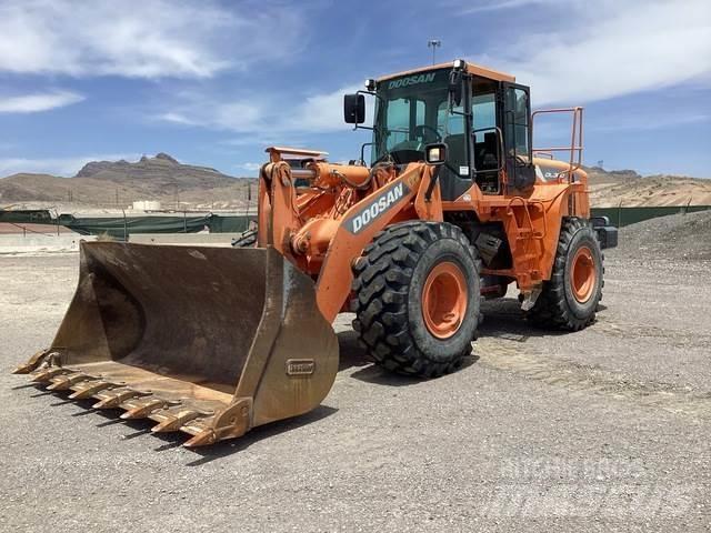 Doosan DL300-5 Pás carregadoras de rodas