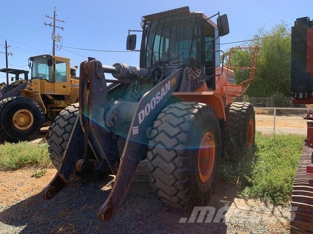 Doosan DL300-5 Pás carregadoras de rodas