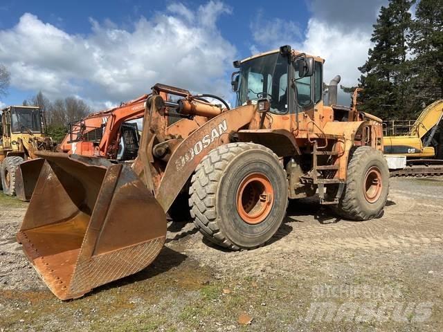 Doosan DL400 Pás carregadoras de rodas