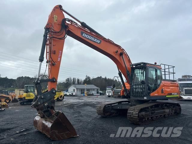 Doosan DX225LC Escavadoras de rastos