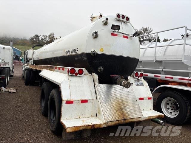  Down Reboques cisterna