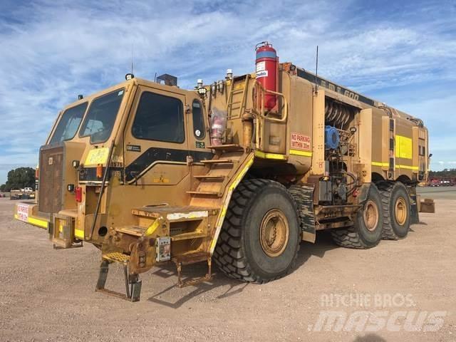  EMT 600 Camiões-cisterna