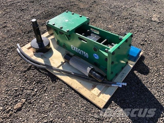  EXEQ 750P Construção - Outros
