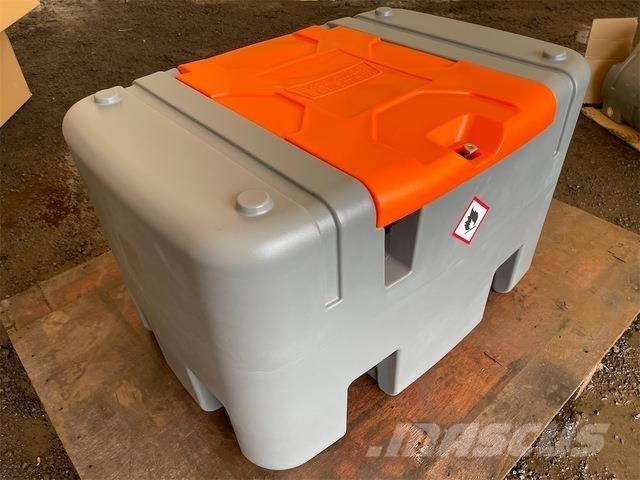  EXEQ DD400 Reservatórios de combustível e aditivos 