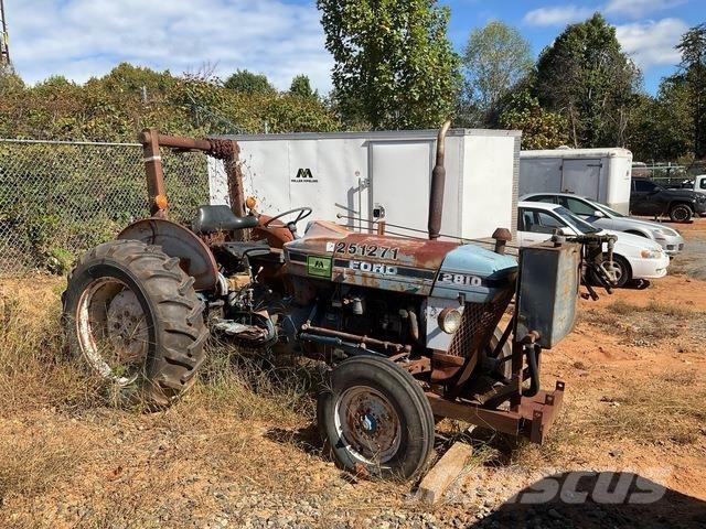 Ford 2810 Tractores compactos