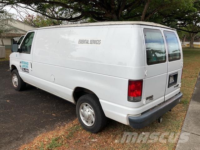 Ford E-150 Carrinhas de caixa fechada