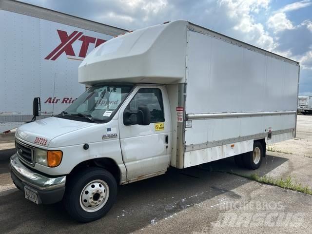 Ford E-350 Carrinhas de caixa fechada
