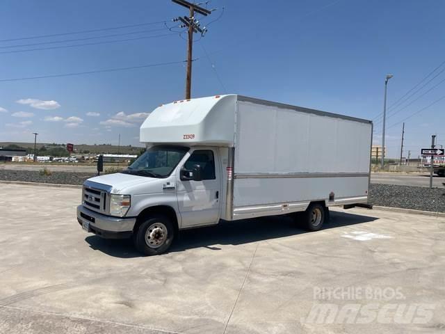Ford E-350 Carrinhas de caixa fechada