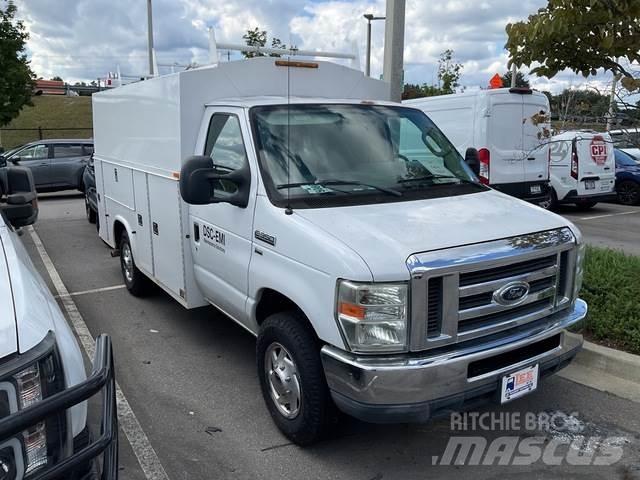 Ford E-350 Pick up de caixa aberta