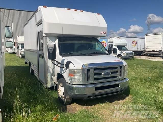 Ford E-350 Carrinhas de caixa fechada