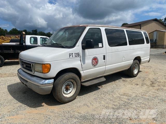 Ford E-350 Carros Ligeiros
