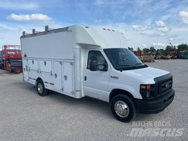Ford E-450 Pick up de caixa aberta
