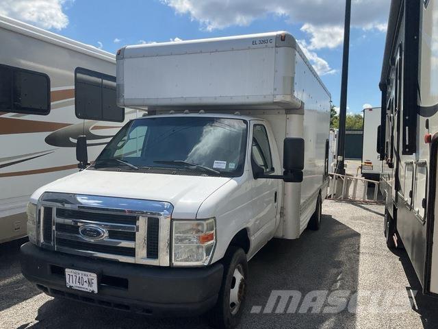 Ford E-450 Camiões de caixa fechada