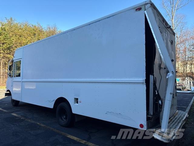 Ford Econoline Caixa fechada