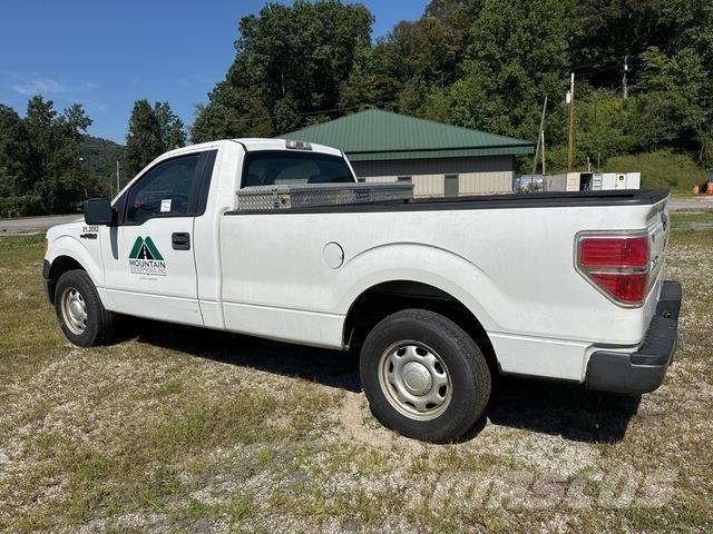 Ford F-150 Pick up de caixa aberta