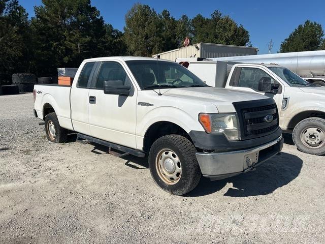 Ford F-150 Pick up de caixa aberta