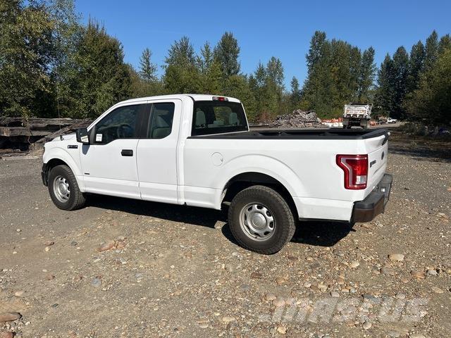 Ford F-150 Pick up de caixa aberta