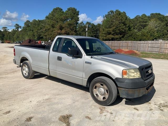 Ford F-150 Pick up de caixa aberta
